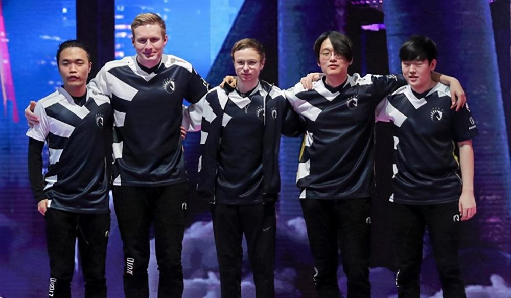 LCS players pic.jpg